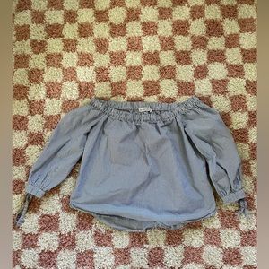 Abercrombie and Fitch off the shoulder top